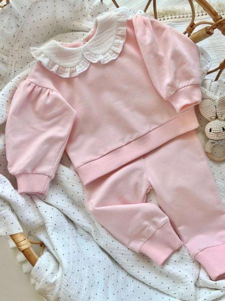 Костюм с воротником, Нежно-розовый