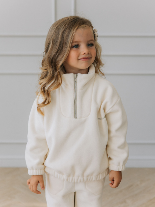 Флисовый костюм, Молоко