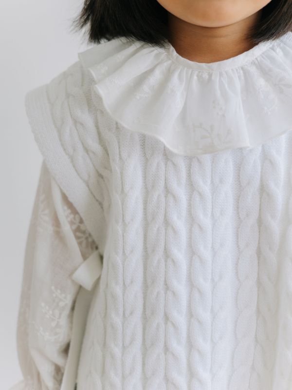 Жилет на завязках, Белый 