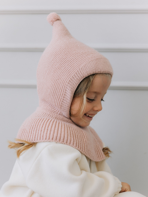 Чепчик с помпоном, Пудровый