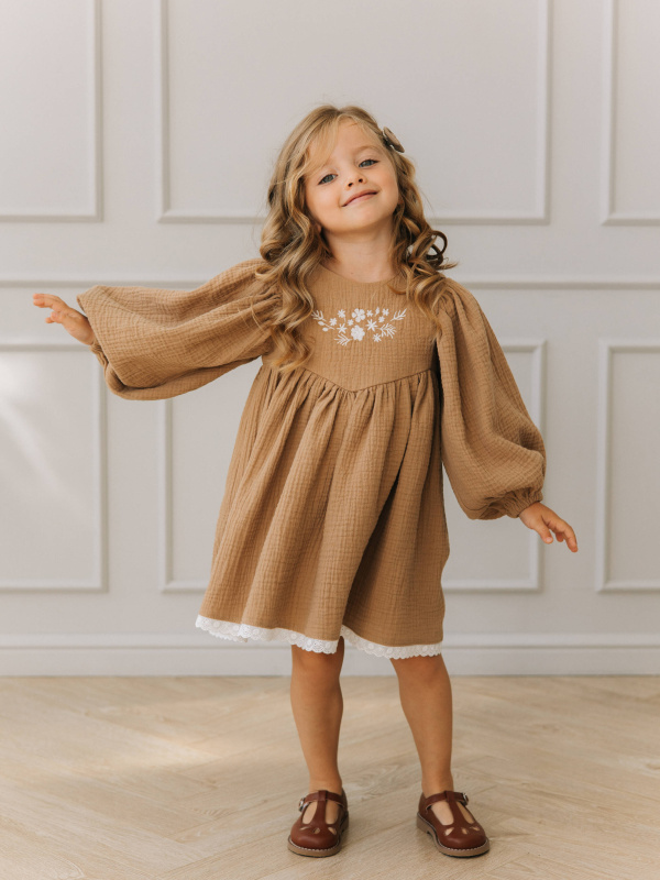 Платье с вышивкой из муслина, Кофе