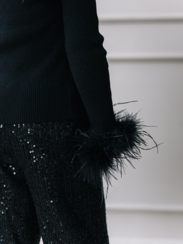 Лонгслив с перьями, Черный