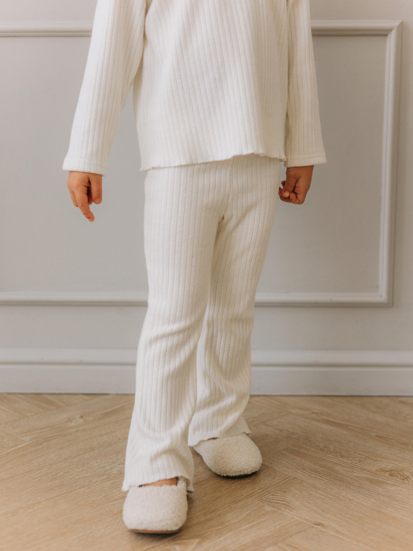 Костюм из теплой лапши, Молоко