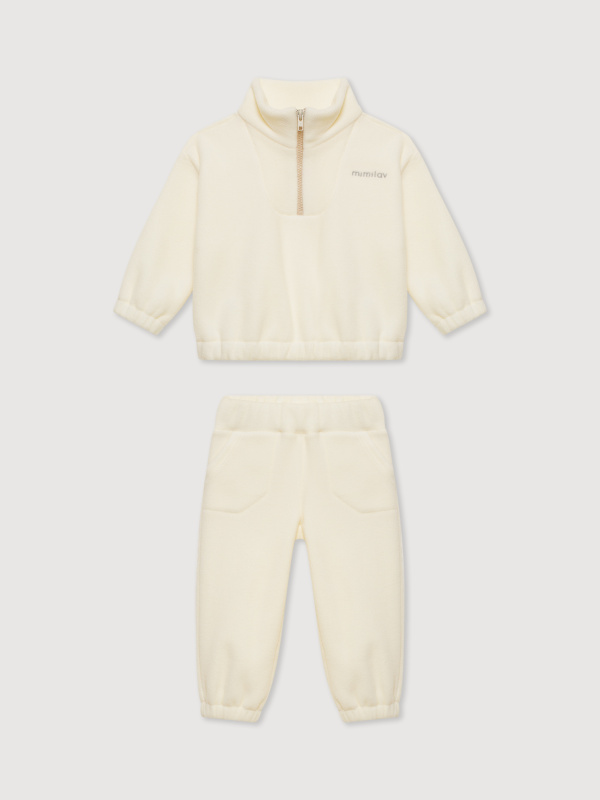 Флисовый костюм, Молоко