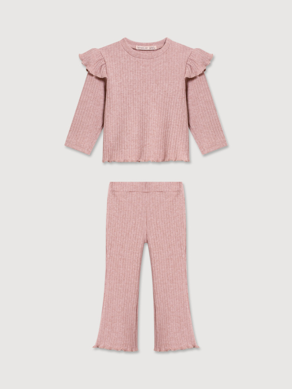 Костюм из теплой лапши, Пудровый