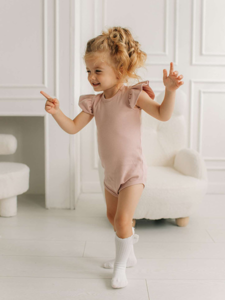 Боди c кружевной спинкой с коротким рукавом, Пудровый