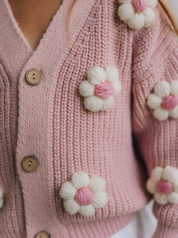 Кардиган с цветами, Пудровый