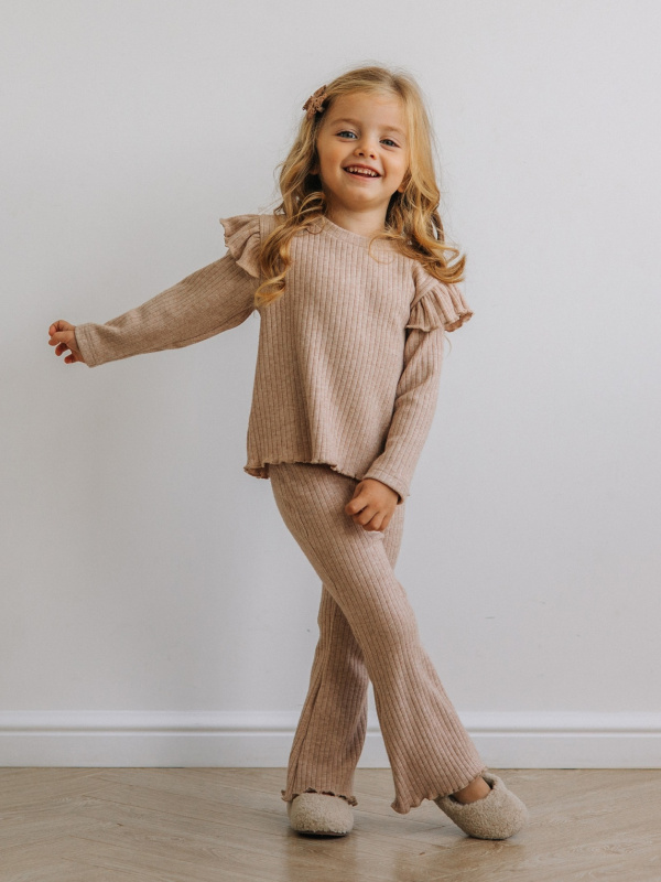 Костюм из теплой лапши, Бежевый