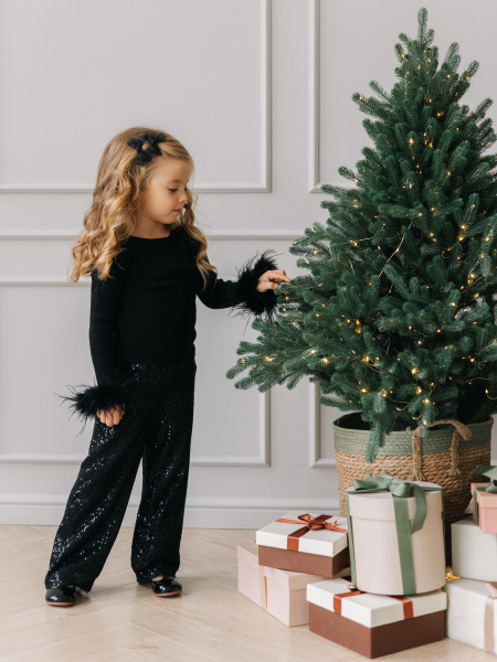 Лонгслив с перьями, Черный