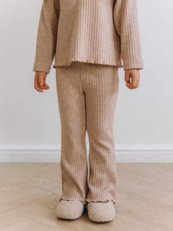 Костюм из теплой лапши, Бежевый