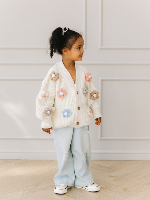 Кардиган с цветами, Молоко